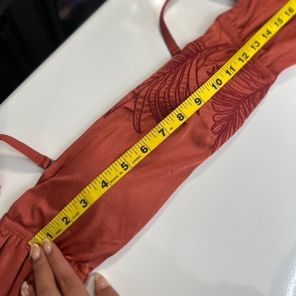 Maaji Sangria The Beverly Reversible Bikini Top in Viva La Vida in Medium - Picture 10 of 15